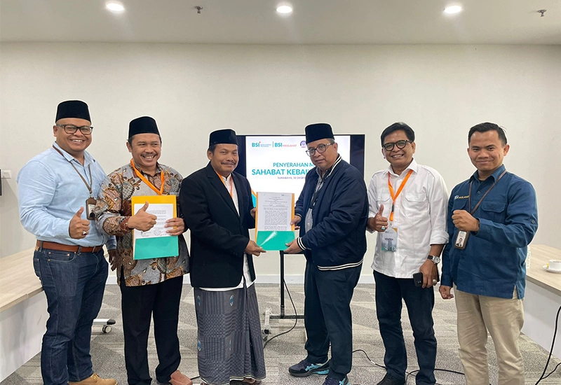 Penandatanganan Perjanjian Kerja Sama (PKS) antara BSI Maslahat dan Yayasan Graha Muslim Cendekia (Senyum Sahabat)